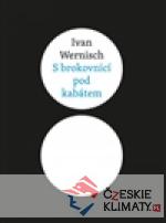 S brokovnicí pod kabátem