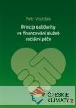 Princip solidarity ve financování služeb sociální péče - książka