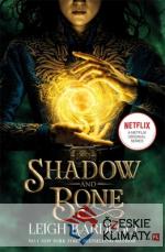 Shadow and Bone (TV Tie-in) - książka